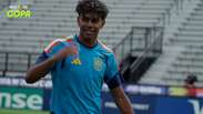 Lamine Yamal faz gola&ccedil;o de falta em treino da Espanha