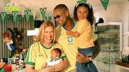 Lore Improta e L&eacute;o Santana celebram m&ecirc;svers&aacute;rio do filho com tema 'Arrai&aacute; da Copa'