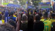 Torcida reunida no Rio comemora entrada de Endrick como gol em Brasil x Jap&atilde;o
