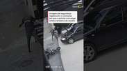 Homens s&atilde;o baleados por policial ap&oacute;s anunciarem 'assalto fake' em loja de carros em SP #shorts