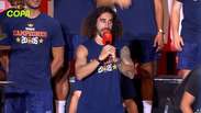 Cucurella canta em festa da Espanha m&uacute;sica viral criada por torcedores com provoca&ccedil;&atilde;o a Haaland