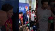 Jogadores da Espanha s&atilde;o presenteados por cidade com tomates equivalentes ao pr&oacute;prio peso