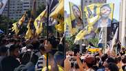 Renan Santos lan&ccedil;a campanha no Centro de S&atilde;o Paulo