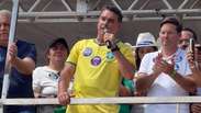 Fl&aacute;vio Bolsonaro diz que, se eleito, vai indicar 6 ministros do STF ao j&aacute; &lsquo;descartar&rsquo; Moraes e Dino