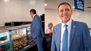 Ap&oacute;s pegar lanche para viagem, presidente do TSE diz que est&aacute; &lsquo;tudo tranquilo&rsquo; para as elei&ccedil;&otilde;es