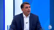 Fl&aacute;vio Bolsonaro critica Moraes e evita questionar Nunes Marques em sabatina na Globo