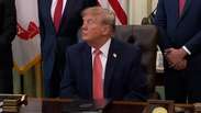 Trump manda jornalista ficar 'quieto' e chama profissional de 'doente'