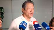Haddad vota em SP e demonstra otimismo com resultado da elei&ccedil;&atilde;o: 'Tem um clima excelente nas ruas'