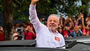 Lula derrota Fl&aacute;vio Bolsonaro e ir&aacute; governar o Brasil em um quarto mandato, projeta Datafolha