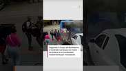 Passageiros quebram janelas e pulam de &ocirc;nibus ap&oacute;s princ&iacute;pio de inc&ecirc;ndio em SC #shorts