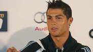 Temos que pensar em ganhar tudo, diz C. Ronaldo