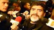 Maradona adia decisão sobre futuro na seleção argentina