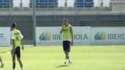 Com apoio da diretoria, Benzema volta aos treinos