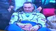 Após problema, astronautas da Soyuz voltam à Terra