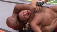 Anderson Silva massacra adversário no UFC, reveja