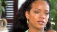 Chorando, Rihanna abre o jogo sobre ser agredida pelo namorado