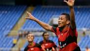 Gol de canela dá vitória ao Fla sobre o Botafogo