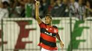 Hernane desencata e Flamengo vence time reserva do Fluminense