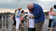 Vídeo mostra crianças desesperadas após tornado nos EUA