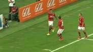Flamengo vence o Santos com Mano expulso