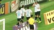 Veja golaço de Alex Telles para o Grêmio sobre Botafogo