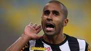 Botafogo vence Atlético-MG e afasta crise