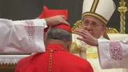 Veja momento em que Dom Orani é criado cardeal pelo papa Francisco