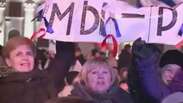 Milhares de pessoas comemoram resultado de referendo na Crimeia