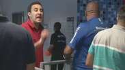 Árbitro é hostilizado após jogo entre Grêmio x Brasil-RS