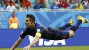 Veja gol de Van Persie contra a Espanha por outro ângulo 