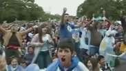 Veja festa de argentinos após gol de Messi contra o Irã