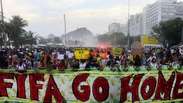 "Fifa go home": bocas amordaçadas marcam protestos no RJ