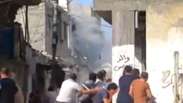 Vídeo mostra explosão de casa em bombardeio israelense