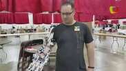 Homem cria braço ciborgue com Lego