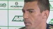 Lúcio cita "papel vergonhoso" e cobra caráter no Palmeiras 