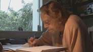 Eleitora de 104 anos tem 800 folhas de registros sobre Dilma