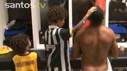 "Mini-Robinho" rouba cena em bastidores da vitória do Santos