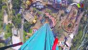 Caia de uma torre de 102 metros no Busch Gardens com o Terra 
