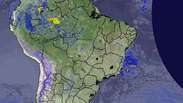 Previsão Brasil - Ar quente e úmido espalha chuva no país