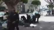Vídeo registra morte de sem-teto por policiais em Los Angeles