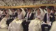Casais participam de casamento coletivo na Coreia do Sul
