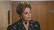 "Reforma ministerial é uma panaceia", diz Dilma em coletiva