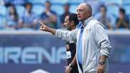 Felipão admite várias propostas, mas nega saída do Grêmio