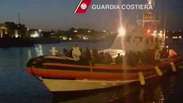 Itália recebe 5,7 mil imigrantes resgatados no fim de semana
