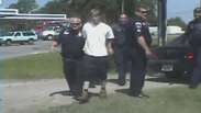 VÍdeo mostra prisão de suspeito da chacina de Charleston
