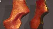 'Sapatos: prazer e dor' resgata 2 mil anos de história
