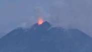 Explosão de cratera do Etna deixa dez turista feridos