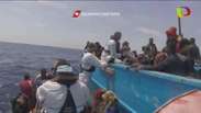 Guarda Costeira resgata mais de 2 mil imigrantes em 24h