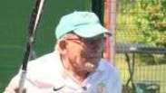 As dicas de boa forma de um tenista de 93 anos