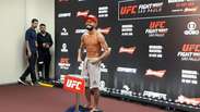 Lutador brasileiro chora em pesagem oficial do UFC São Paulo 